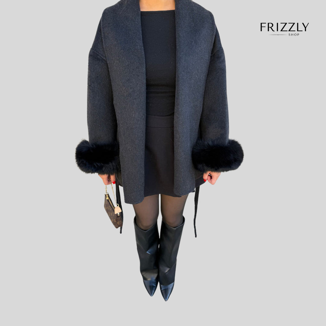 ELISABETTA™ - CAPPOTTO ELEGANTE IN LANA CON POLSINI IN ECO-PELLICCIA